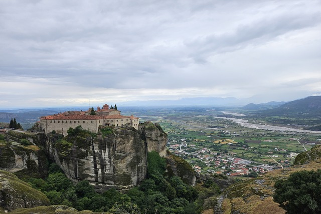 Complete Guide to Visiting Meteora, Greece: History, How to Get There, and Things to Do